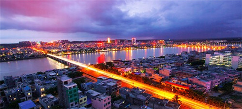 玉林水果冰茶加盟费多少，广西玉林水果批发市场在哪里