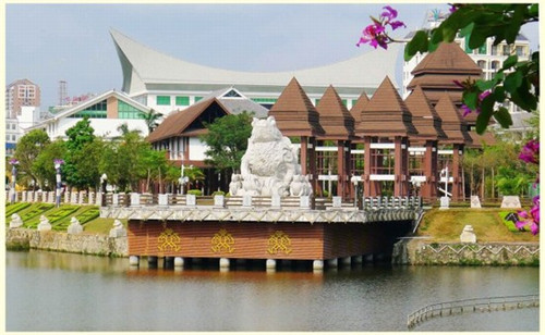 张家界马路边边串串香，张家界串串店加盟费多少钱