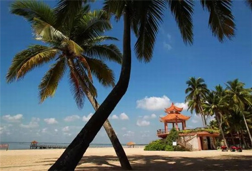 持久粉底液加盟店需要注意哪些事项